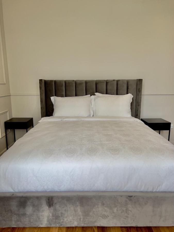 Kinotel Batumi Ngoại thất bức ảnh